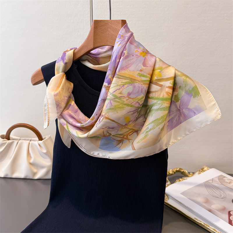 Imitatie vierkante sjaal voor  - Luxury Bags For Travel recensie en prijs