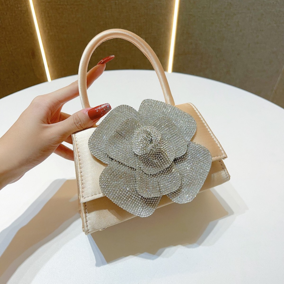 2025 Nieuwe luxe Rose avond cl - Luxury Bags News recensie en prijs