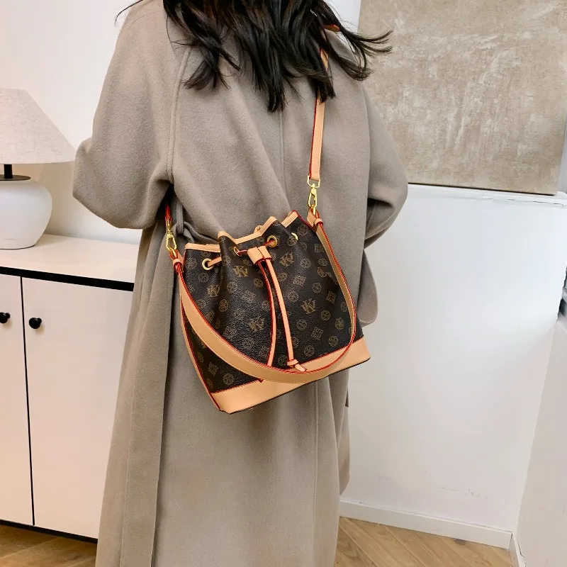 Minimalistische luxe shopper t - Luxury Bags Lv recensie en prijs