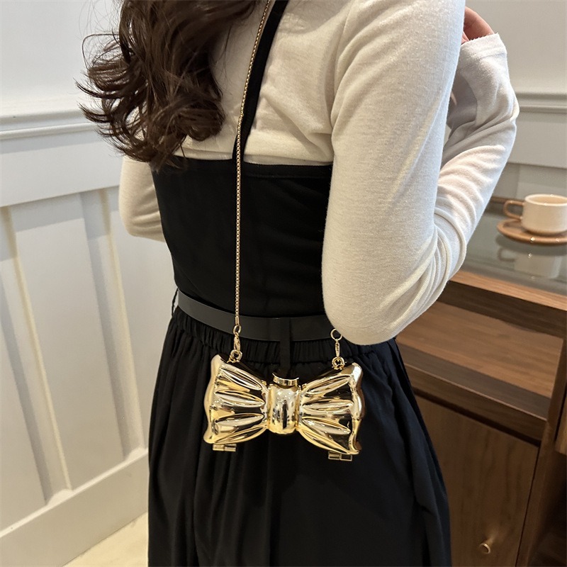 Luxe mode metalen mini-handtas - Luxury Bags Collection recensie en prijs